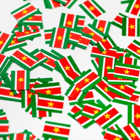 Suriname_Tafel_Confetti