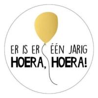 Cadeaustickers_Er_is_er___n_Jarig___24st