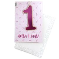 VIB_Wenskaart_Met_Houten_Hoera_1_Jaar_Roze