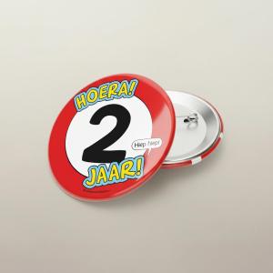Button_XL_02_Jaar