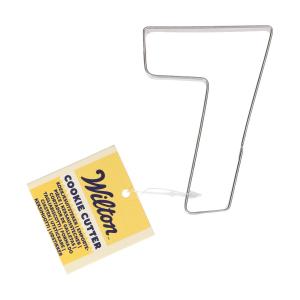 Wilton_Koekjesuitsteker_Nummer_7___7_8_cm